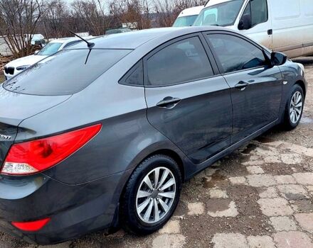 Серый Хендай Акцент, объемом двигателя 1.4 л и пробегом 165 тыс. км за 6500 $, фото 3 на Automoto.ua