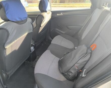 Серый Хендай Акцент, объемом двигателя 1.4 л и пробегом 176 тыс. км за 6500 $, фото 5 на Automoto.ua