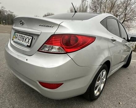 Серый Хендай Акцент, объемом двигателя 1.4 л и пробегом 180 тыс. км за 8100 $, фото 2 на Automoto.ua