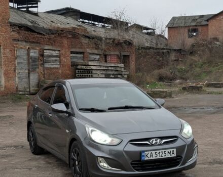 Сірий Хендай Акцент, об'ємом двигуна 1.4 л та пробігом 200 тис. км за 6450 $, фото 1 на Automoto.ua