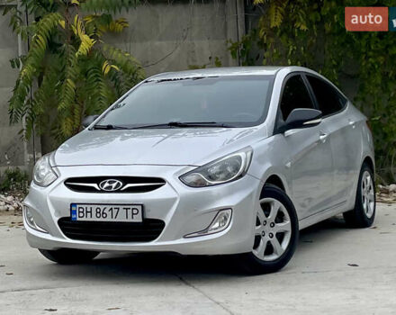 Хендай Акцент 2011 у Одесі на Automoto.ua Сірий Хендай Акцент, об'ємом двигуна 1.4 л та пробігом 184 тис. км за 7200 $, фото 9 на Automoto.ua