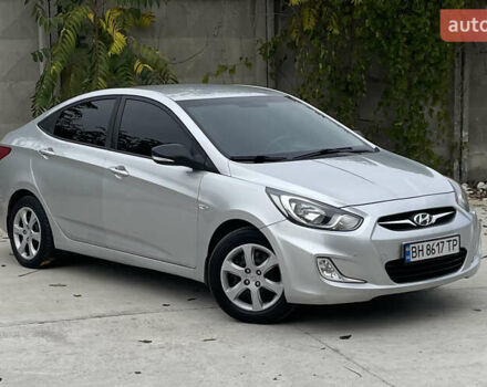 Хендай Акцент 2011 у Одесі на Automoto.ua Сірий Хендай Акцент, об'ємом двигуна 1.4 л та пробігом 184 тис. км за 7200 $, фото 7 на Automoto.ua