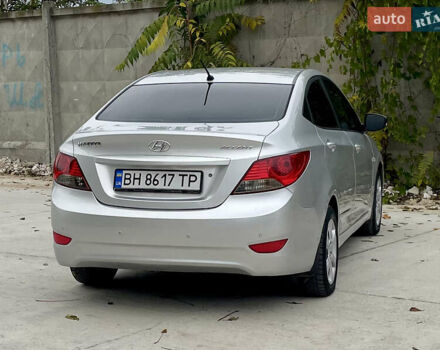 Хендай Акцент 2011 у Одесі на Automoto.ua Сірий Хендай Акцент, об'ємом двигуна 1.4 л та пробігом 184 тис. км за 7200 $, фото 24 на Automoto.ua