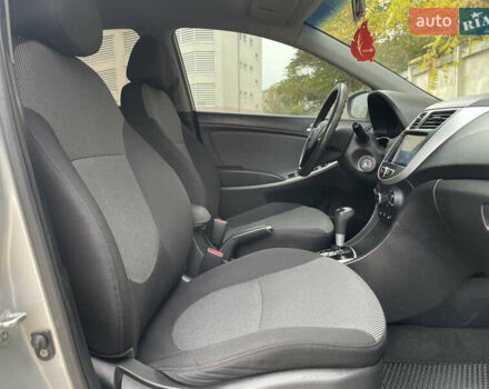 Хендай Акцент 2011 у Одесі на Automoto.ua Сірий Хендай Акцент, об'ємом двигуна 1.4 л та пробігом 184 тис. км за 7200 $, фото 42 на Automoto.ua