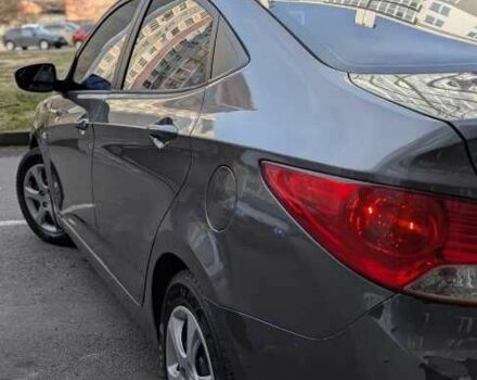 Серый Хендай Акцент, объемом двигателя 1.4 л и пробегом 233 тыс. км за 6480 $, фото 2 на Automoto.ua