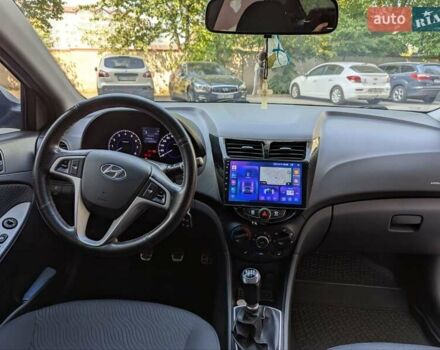 Сірий Хендай Акцент, об'ємом двигуна 1.6 л та пробігом 126 тис. км за 8600 $, фото 8 на Automoto.ua