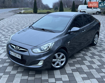 Серый Хендай Акцент, объемом двигателя 1.6 л и пробегом 194 тыс. км за 7900 $, фото 9 на Automoto.ua
