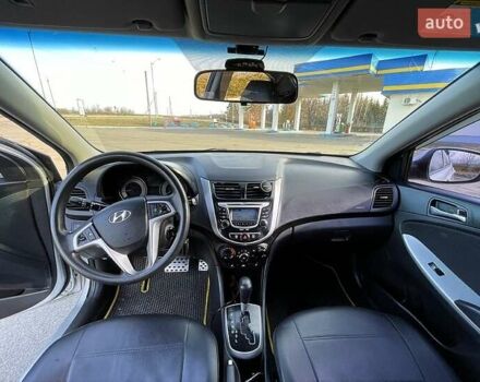 Сірий Хендай Акцент, об'ємом двигуна 1.4 л та пробігом 212 тис. км за 6500 $, фото 5 на Automoto.ua