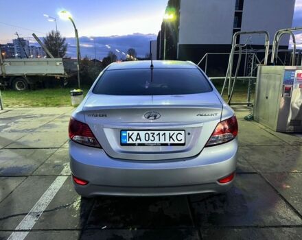 Серый Хендай Акцент, объемом двигателя 1.4 л и пробегом 218 тыс. км за 5600 $, фото 5 на Automoto.ua