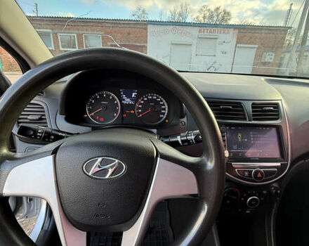 Серый Хендай Акцент, объемом двигателя 1.4 л и пробегом 242 тыс. км за 6100 $, фото 7 на Automoto.ua