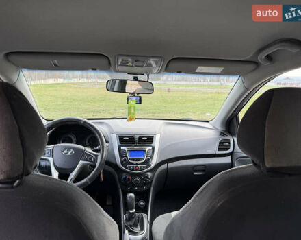 Серый Хендай Акцент, объемом двигателя 1.4 л и пробегом 206 тыс. км за 6400 $, фото 37 на Automoto.ua