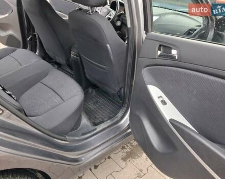Серый Хендай Акцент, объемом двигателя 1.6 л и пробегом 109 тыс. км за 6700 $, фото 10 на Automoto.ua