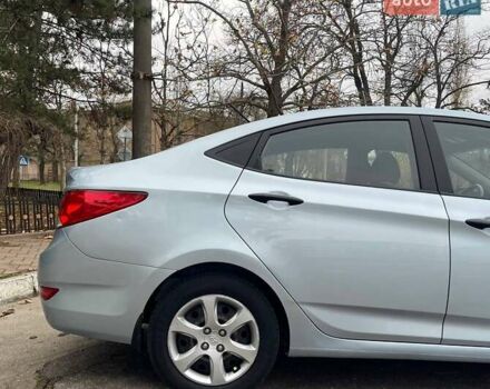 Сірий Хендай Акцент, об'ємом двигуна 1.4 л та пробігом 172 тис. км за 7299 $, фото 8 на Automoto.ua