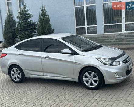 Серый Хендай Акцент, объемом двигателя 1.4 л и пробегом 178 тыс. км за 7999 $, фото 8 на Automoto.ua