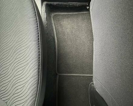 Серый Хендай Акцент, объемом двигателя 1.4 л и пробегом 180 тыс. км за 8100 $, фото 12 на Automoto.ua