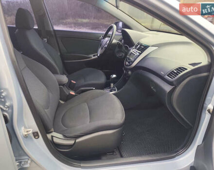 Серый Хендай Акцент, объемом двигателя 1.6 л и пробегом 267 тыс. км за 6500 $, фото 18 на Automoto.ua