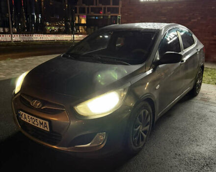 Сірий Хендай Акцент, об'ємом двигуна 1.4 л та пробігом 197 тис. км за 5500 $, фото 4 на Automoto.ua