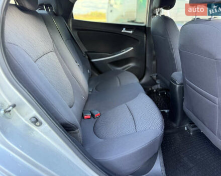 Серый Хендай Акцент, объемом двигателя 1.6 л и пробегом 138 тыс. км за 7900 $, фото 28 на Automoto.ua