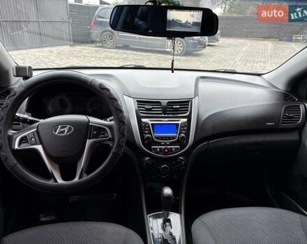 Серый Хендай Акцент, объемом двигателя 1.6 л и пробегом 186 тыс. км за 7900 $, фото 24 на Automoto.ua