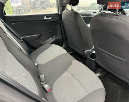 Серый Хендай Акцент, объемом двигателя 1.4 л и пробегом 38 тыс. км за 7700 $, фото 16 на Automoto.ua