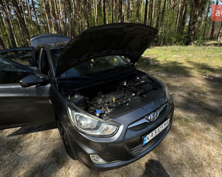 Сірий Хендай Акцент, об'ємом двигуна 1.4 л та пробігом 185 тис. км за 6800 $, фото 8 на Automoto.ua