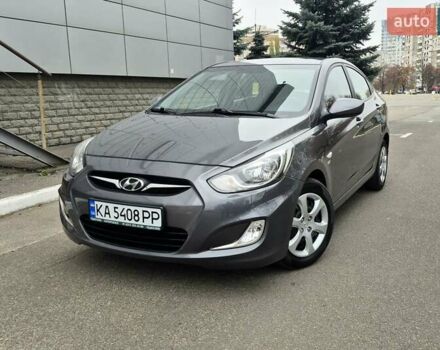 Серый Хендай Акцент, объемом двигателя 1.6 л и пробегом 90 тыс. км за 9650 $, фото 71 на Automoto.ua