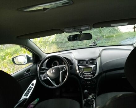 Хендай Акцент 2012 в Запорожье на Automoto.ua Серый Хендай Акцент, объемом двигателя 1.4 л и пробегом 163 тыс. км за 7200 $, фото 7 на Automoto.ua
