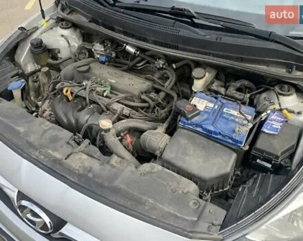 Сірий Хендай Акцент, об'ємом двигуна 1.4 л та пробігом 262 тис. км за 5400 $, фото 5 на Automoto.ua