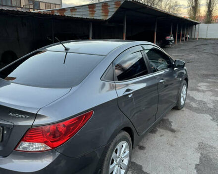 Сірий Хендай Акцент, об'ємом двигуна 1.4 л та пробігом 85 тис. км за 7500 $, фото 1 на Automoto.ua