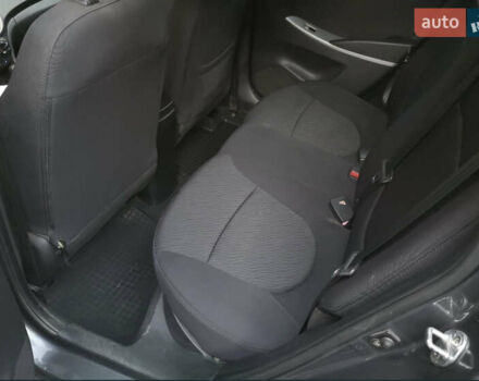 Серый Хендай Акцент, объемом двигателя 1.6 л и пробегом 104 тыс. км за 8300 $, фото 5 на Automoto.ua