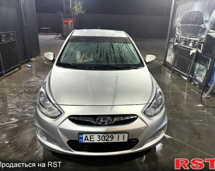 Сірий Хендай Акцент, об'ємом двигуна 1.6 л та пробігом 148 тис. км за 9000 $, фото 2 на Automoto.ua