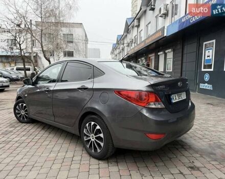 Серый Хендай Акцент, объемом двигателя 1.4 л и пробегом 201 тыс. км за 4950 $, фото 3 на Automoto.ua