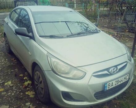 Серый Хендай Акцент, объемом двигателя 1.4 л и пробегом 173 тыс. км за 6500 $, фото 2 на Automoto.ua