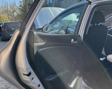 Сірий Хендай Акцент, об'ємом двигуна 1.4 л та пробігом 251 тис. км за 6200 $, фото 14 на Automoto.ua