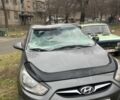 Серый Хендай Акцент, объемом двигателя 1.59 л и пробегом 150 тыс. км за 4000 $, фото 1 на Automoto.ua
