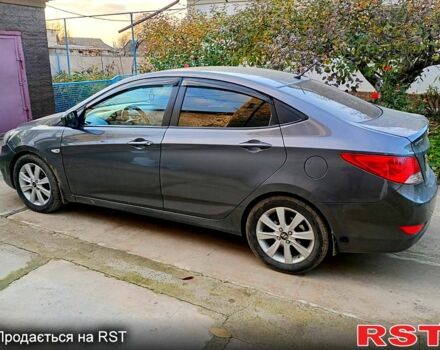 Сірий Хендай Акцент, об'ємом двигуна 1.4 л та пробігом 0 тис. км за 7000 $, фото 4 на Automoto.ua