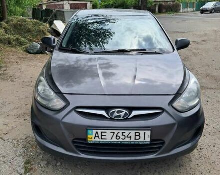 Сірий Хендай Акцент, об'ємом двигуна 1.4 л та пробігом 370 тис. км за 6200 $, фото 1 на Automoto.ua