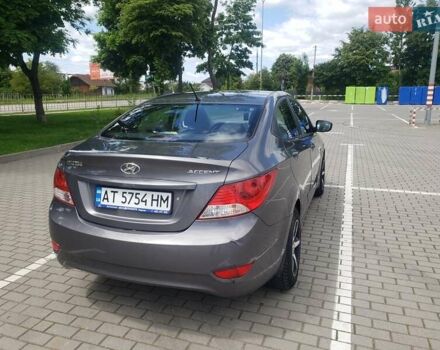 Серый Хендай Акцент, объемом двигателя 1.4 л и пробегом 160 тыс. км за 6500 $, фото 7 на Automoto.ua
