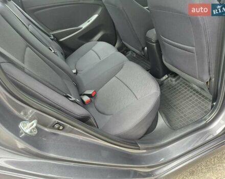 Серый Хендай Акцент, объемом двигателя 1.6 л и пробегом 90 тыс. км за 9650 $, фото 46 на Automoto.ua