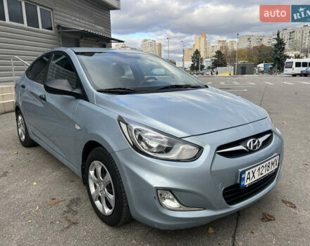 Хендай Акцент 2012 в Харькове на Automoto.ua Серый Хендай Акцент, объемом двигателя 1.4 л и пробегом 235 тыс. км за 5850 $, фото 2 на Automoto.ua