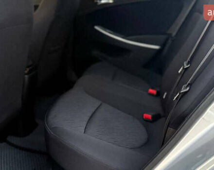 Серый Хендай Акцент, объемом двигателя 1.6 л и пробегом 124 тыс. км за 8500 $, фото 15 на Automoto.ua