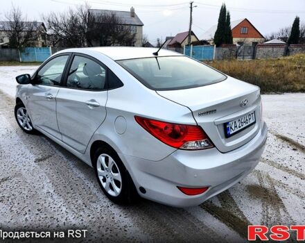 Серый Хендай Акцент, объемом двигателя 1.4 л и пробегом 150 тыс. км за 6550 $, фото 5 на Automoto.ua