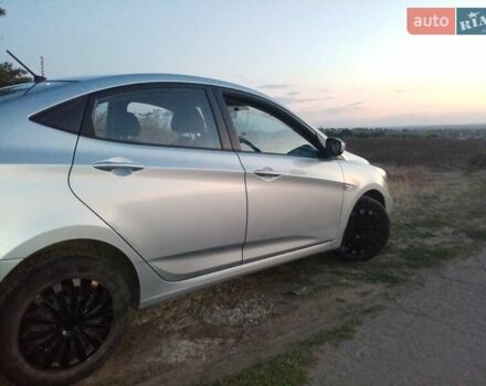 Серый Хендай Акцент, объемом двигателя 1.4 л и пробегом 175 тыс. км за 6300 $, фото 8 на Automoto.ua