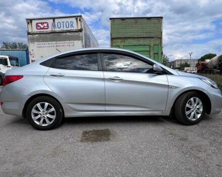 Серый Хендай Акцент, объемом двигателя 1.6 л и пробегом 212 тыс. км за 6600 $, фото 5 на Automoto.ua