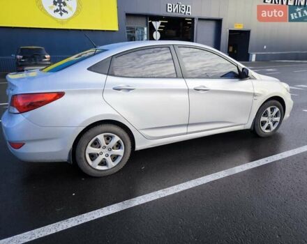 Серый Хендай Акцент, объемом двигателя 1.6 л и пробегом 152 тыс. км за 7699 $, фото 9 на Automoto.ua