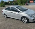 Сірий Хендай Акцент, об'ємом двигуна 1.4 л та пробігом 355 тис. км за 6850 $, фото 1 на Automoto.ua