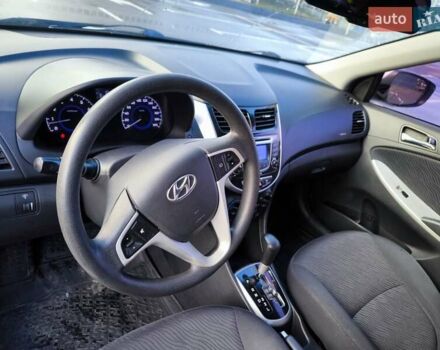 Серый Хендай Акцент, объемом двигателя 1.6 л и пробегом 152 тыс. км за 7699 $, фото 23 на Automoto.ua