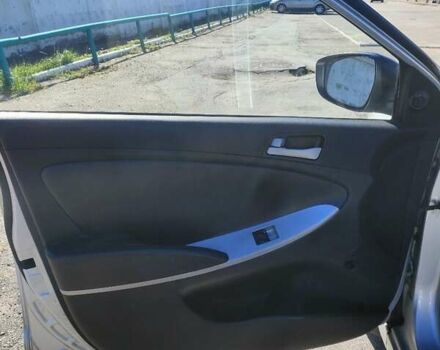 Сірий Хендай Акцент, об'ємом двигуна 1.4 л та пробігом 234 тис. км за 5100 $, фото 6 на Automoto.ua