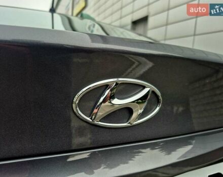 Серый Хендай Акцент, объемом двигателя 1.6 л и пробегом 90 тыс. км за 9650 $, фото 21 на Automoto.ua