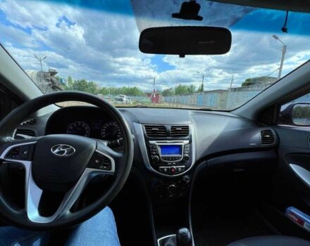 Серый Хендай Акцент, объемом двигателя 1.6 л и пробегом 212 тыс. км за 6600 $, фото 7 на Automoto.ua